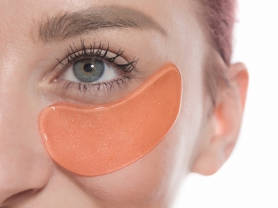 Sińce pod oczami - przyczyny. Jak się ich pozbyć? Które kosmetyki z naszej ofert